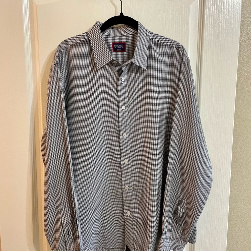 Men's UNTUCKit Gray Checkered Shirt